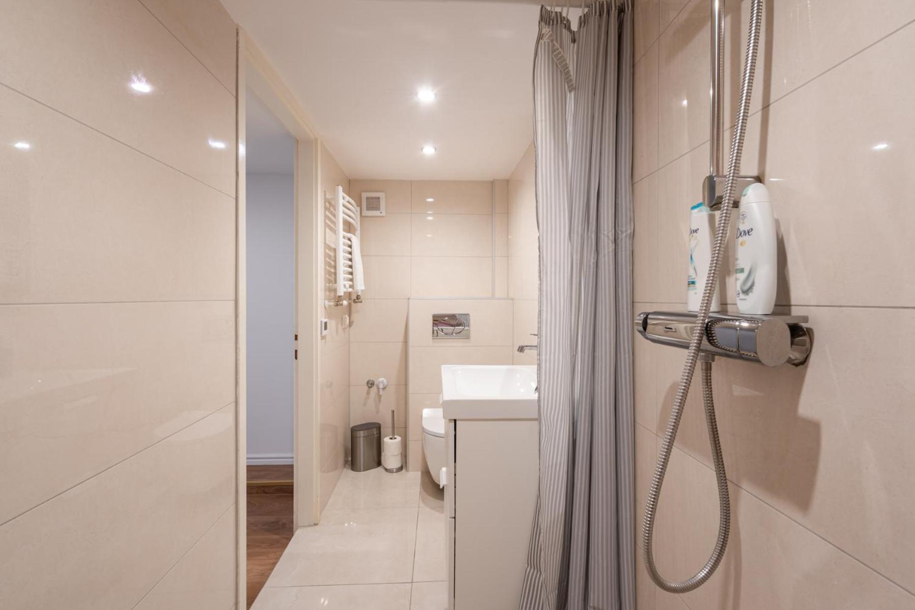Apartament Classical With Modern Style Downtown!